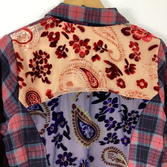 Soft Surroundings Kensington Flannel Top Size Medium - Picture 7 of 11